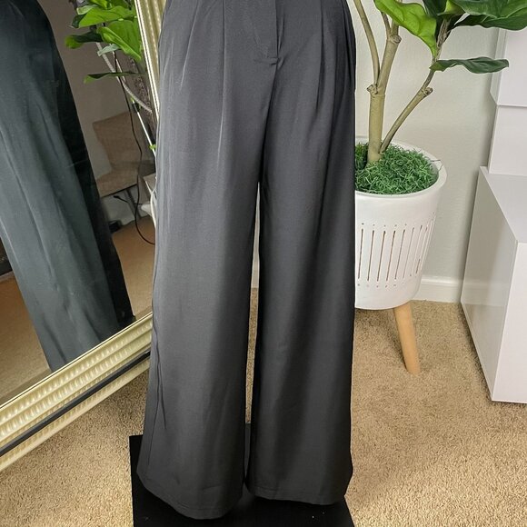 Elegant Women's Trousers - Picture 6 of 6